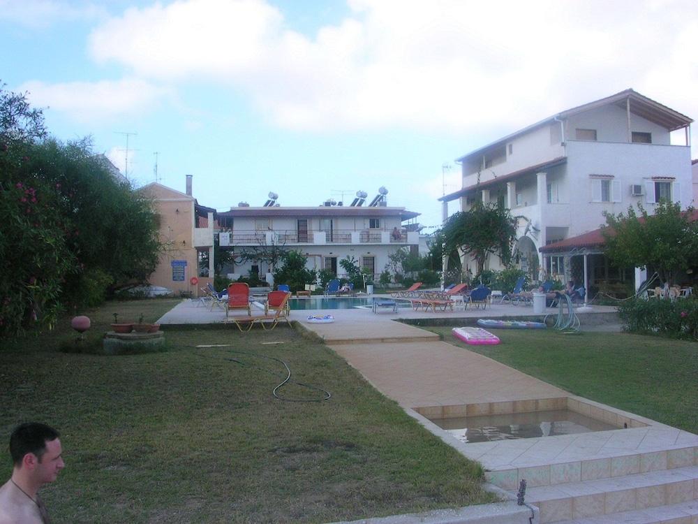 Likourgos Beach Kávos المظهر الخارجي الصورة